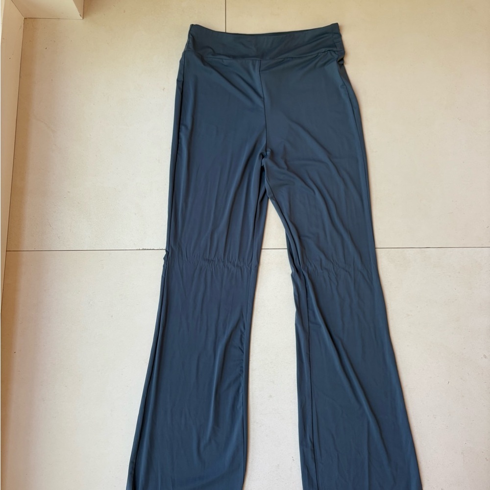 Princess Polly New with Tags: Steel Yogi Pants